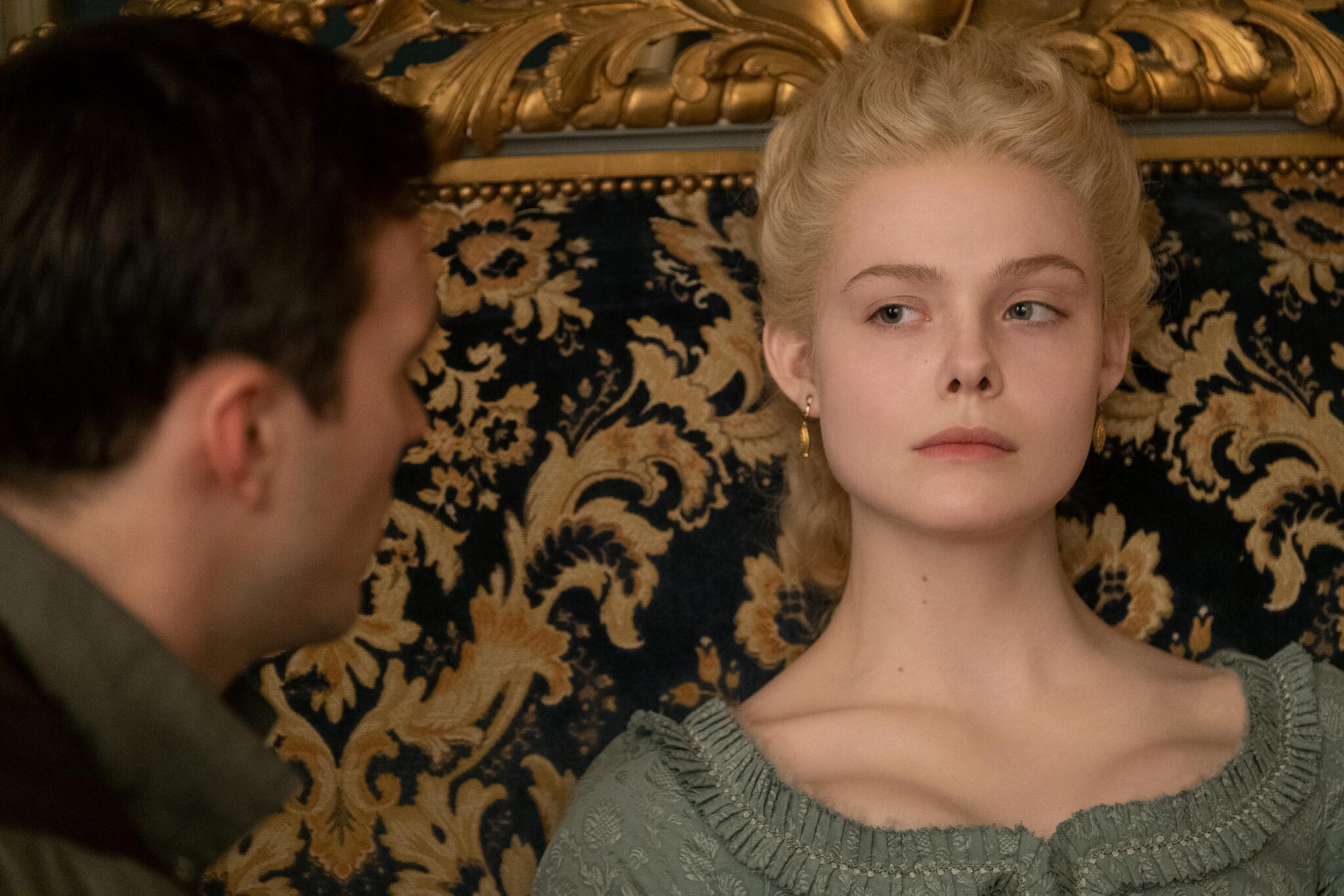 Elle Fanning is captivating in THE GREAT : a Hulu original series