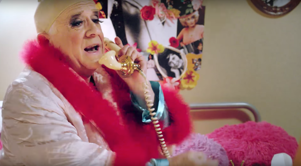 queerguru reviews A Very Sordid Wedding