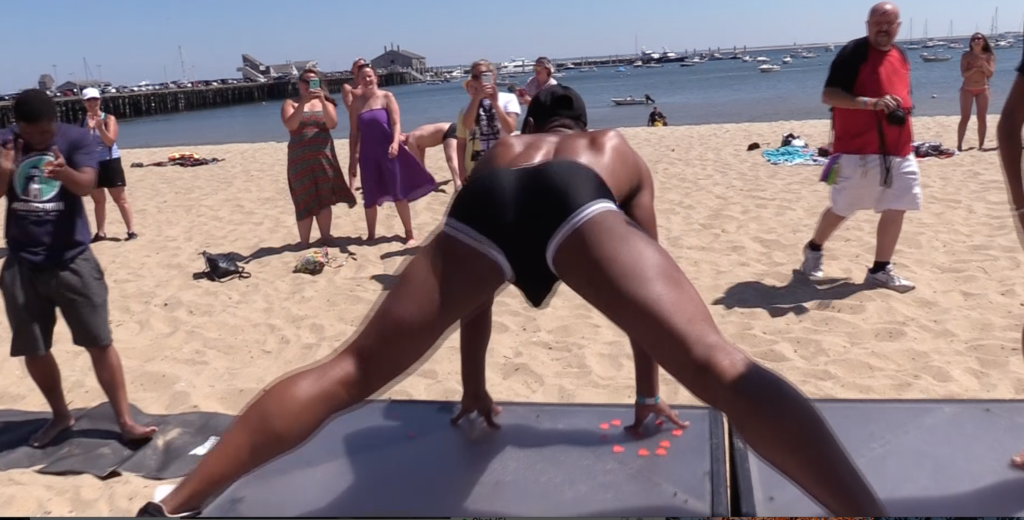 Twerking with BIG FREEDIA