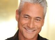 GREG LOUGANIS : An American Hero