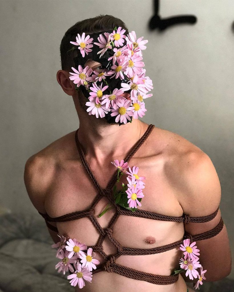 Fabrio da Motta getting all tied up in knots