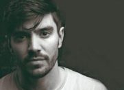 Steve Grand is Back : with a Beard and a new Album