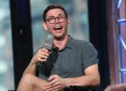 Ryan O’Connell’s groundbreaking comedy about a gay man with cerebral palsy launches on Netflix