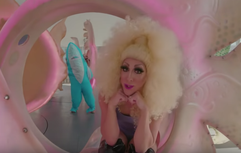Marti Gould Cummings and the Queens of New York sing Baby Shark