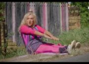 Aussie comic CHRIS LILLEY really is a LUNATIC