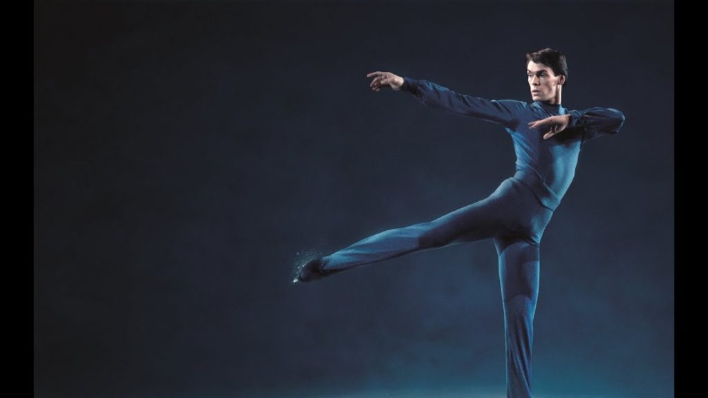 The Ice King : the story of the iconic gay champion ice skater John Curry