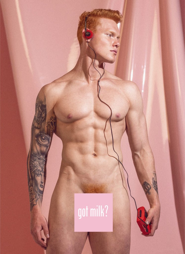 Thomas Knights is looking for well-endowed redheads