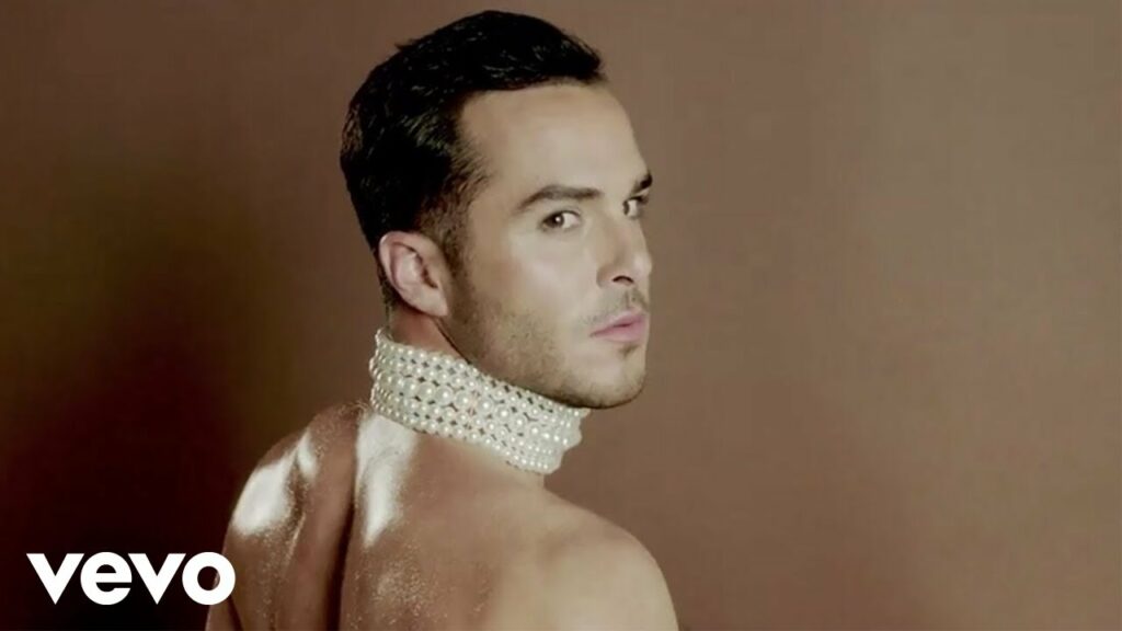 JOHN DUFF pokes fun at being Rich