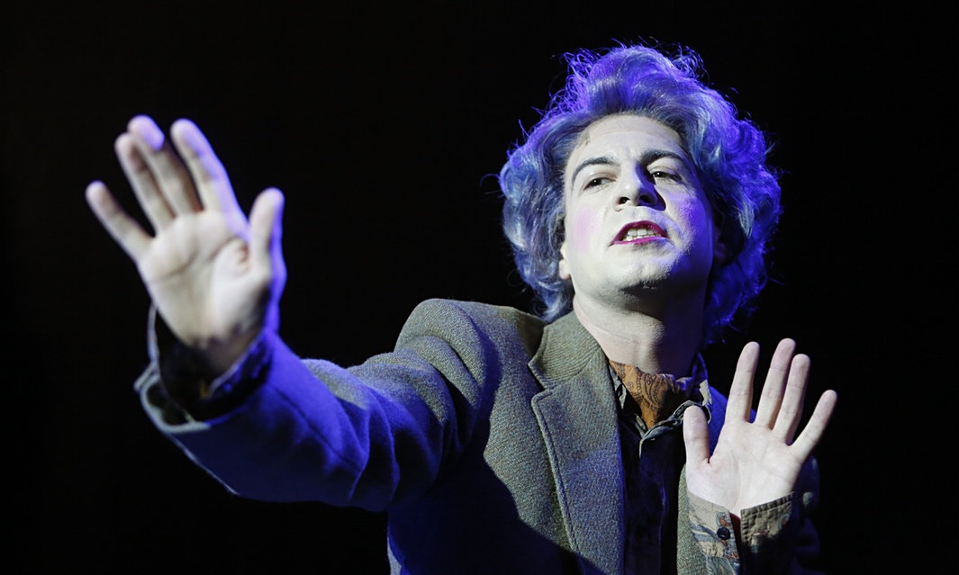 Queerguru’s JONNY WARD reviews Mark Farrelly in QUENTIN CRISP: NAKED HOPE