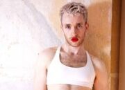 Holly Revell : artist photographer and documenter of performance