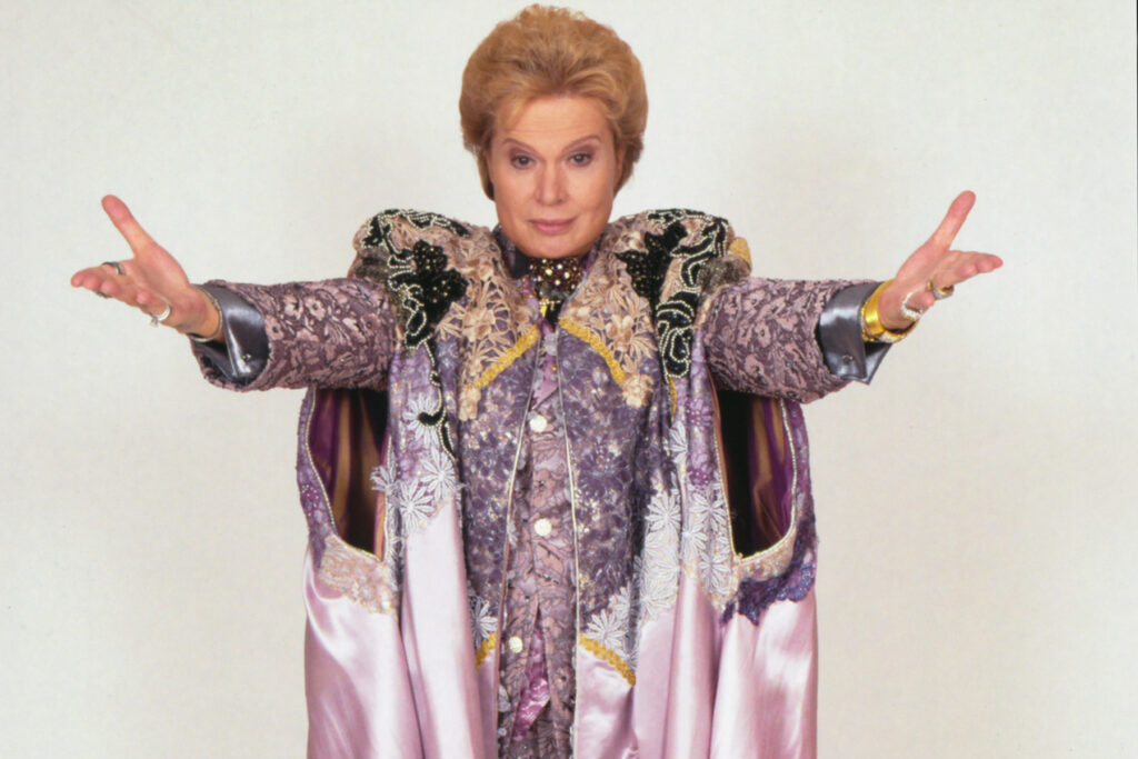 Mucho Mucho Amor : The Legend of Walter Mercado