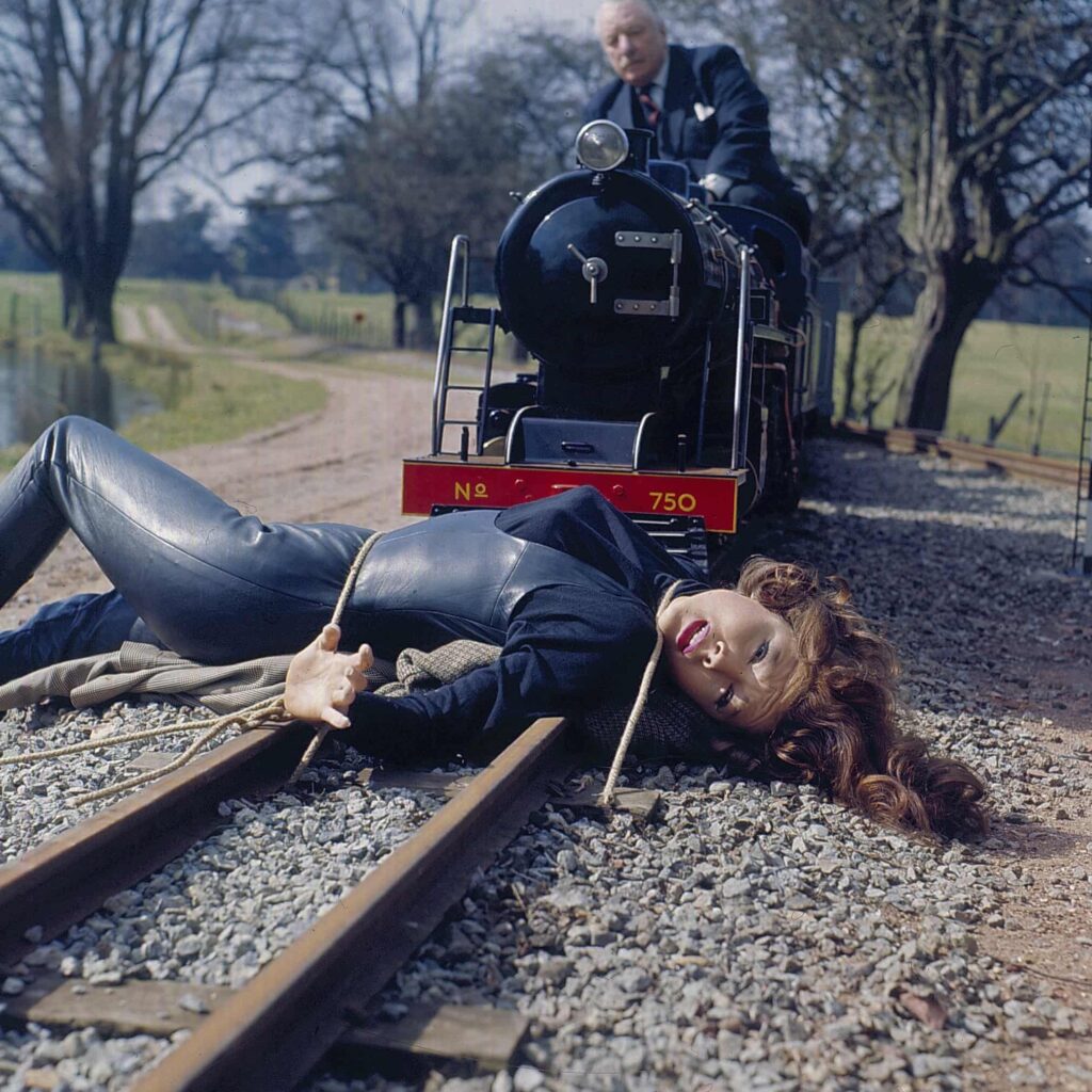 Dame DIana Rigg (forever Emma Peel) dies aged 82 RIP