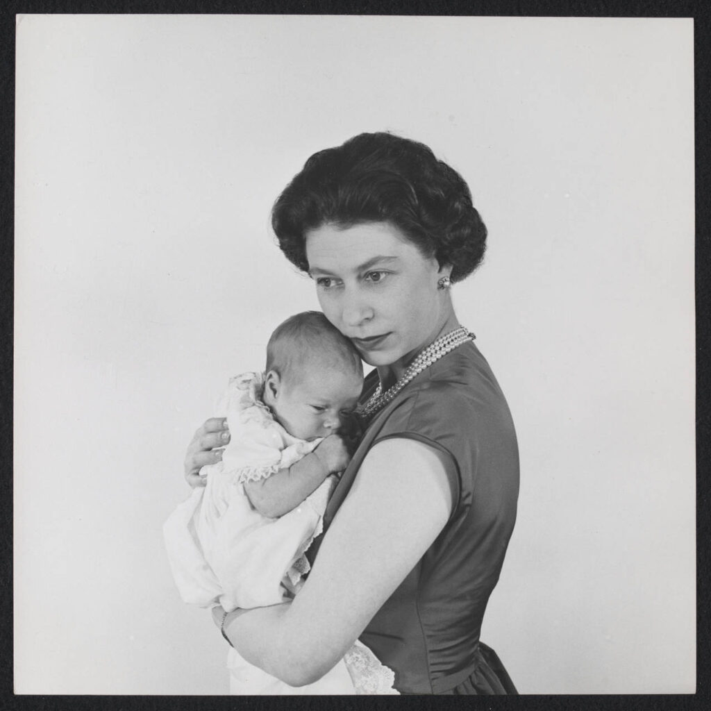 Cecil Beaton : The Queen’s Favorite Photographer