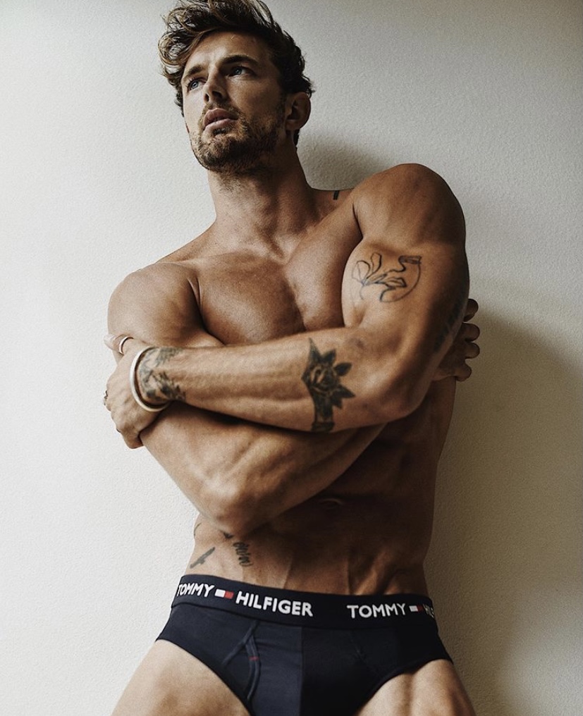 Five Smooth Operators : No 1 CHRISTIAN HOGUE - QUEERGURU