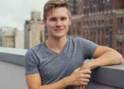 Broadway Baby Seth Sikes : What More Do I Need?