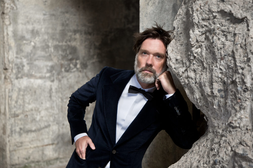 Rufus-Retro-Wainwright-Spective!