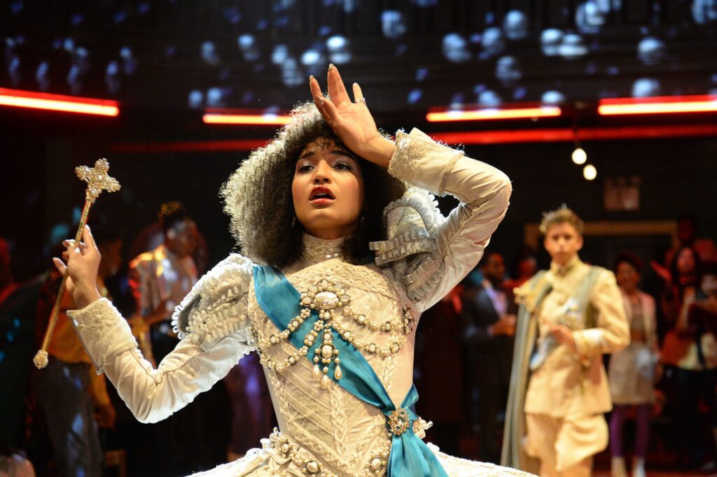 Queerguru’s Curated Curios …….and News