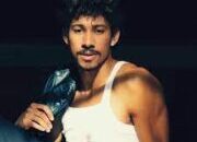 Queerguru’s ‘ ALLISON  ANANIS is ‘holding on to summer’ with her new music picks this week