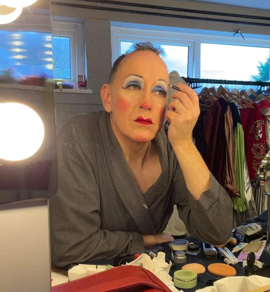 Twinkle the story of a  (Pantomime) Dame scorned .