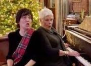 Dame Judi Dench and Sharleen Spiteri  give an impromptu rendition of Abba’s Waterloo on New Year’s Eve