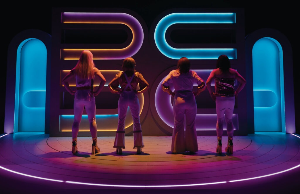 Queerguru’s own Dancing Queen Ris Fatah reviews THE WAY OLD FRIENDS DO in London
