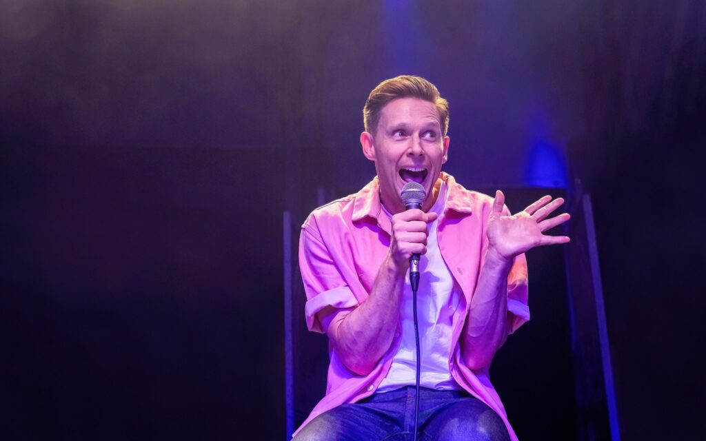 Queerguru’s Andrew Hebden reviews “Feeling Afraid as If Something Terrible is About to Happen’ at London’s Bush Theatre