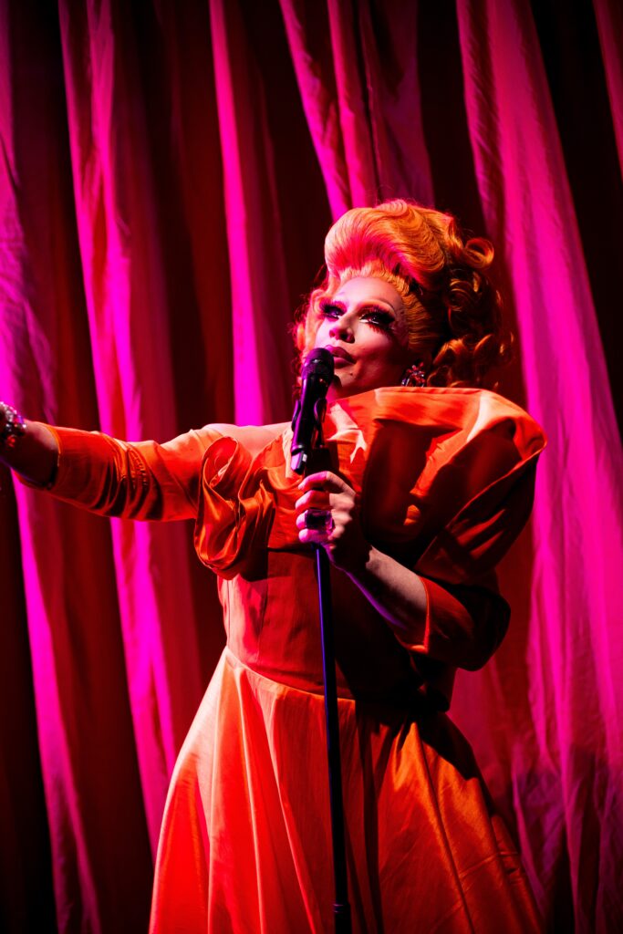 Queerguru’s Andrew Hebden ‘was getting so excited’  reviewing  GINGER ALL THE WAY  at Soho Theatre, London