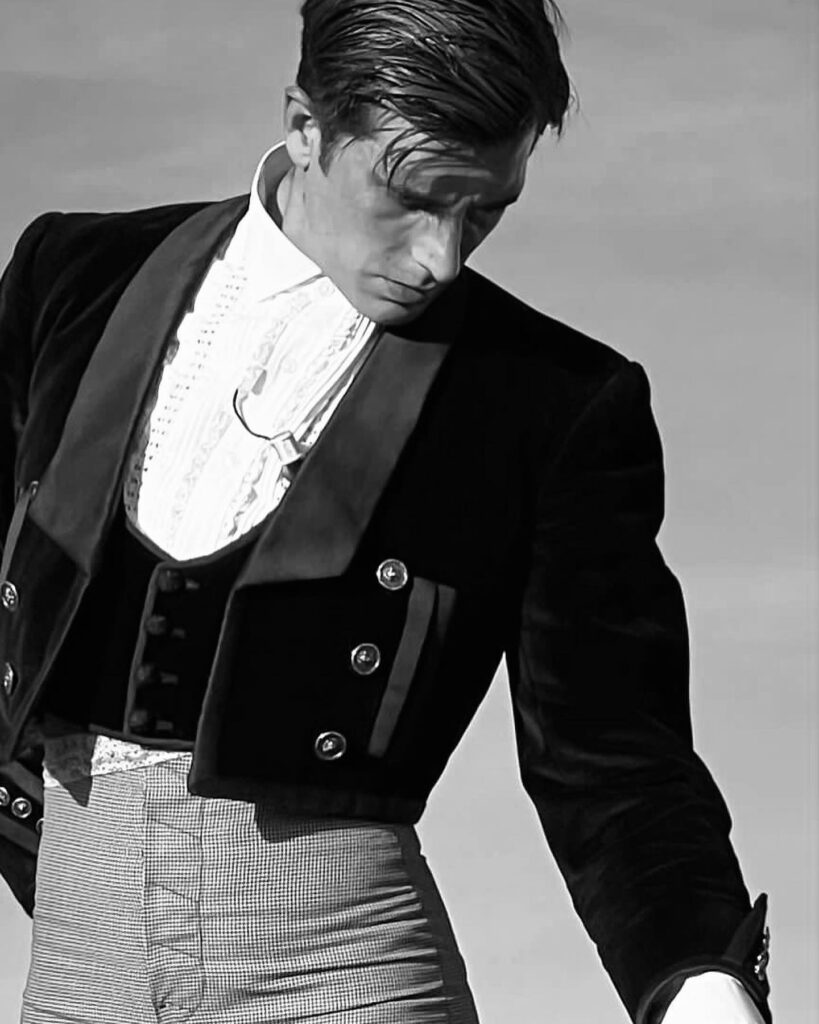 The Latest from Spain : a queer Matador and a hot muscular Jesus