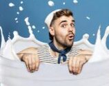 Queerguru’s Robert Malcolm reviews Darby James’s award winning LITTLE SQUIRT that he is now performing at Edinburgh Festival Fringe