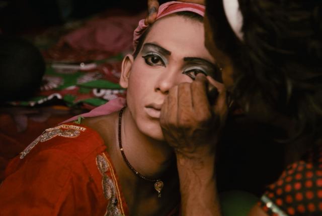 Queerguru reviews “India’s 1st best Trans Model Agency”