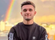 Congrats Brit gay footballer JAKE DANIELS for showing DAVID BECKHAM what a big set of balls looks like,