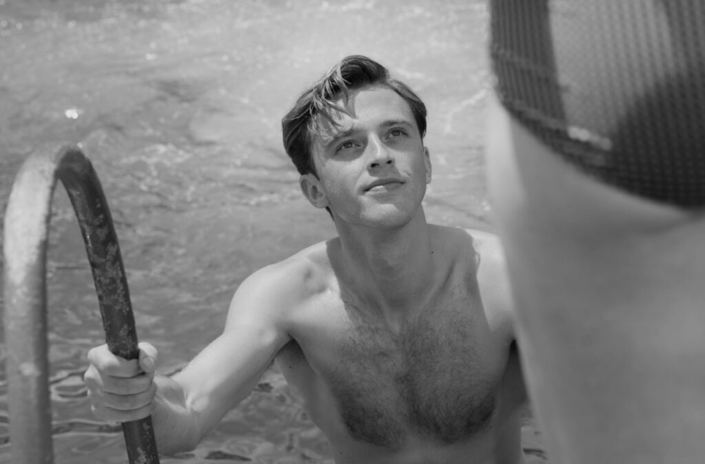Queerguru’s Ris Fatah reviews ‘THE STRANGER’  Francois Ozon’s latest masterpiece, based on Albert Camus’ 1942 classic novel